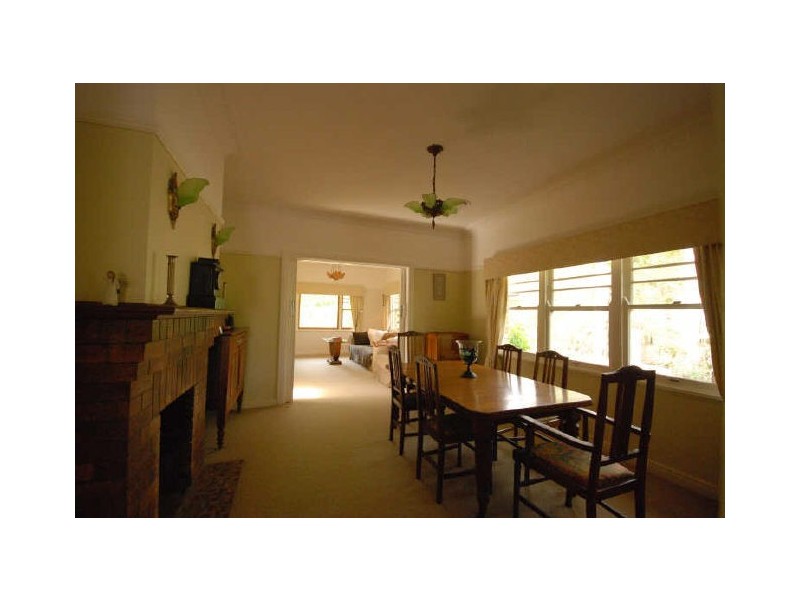 6 Cottesloe St, East Toowoomba QLD 4350