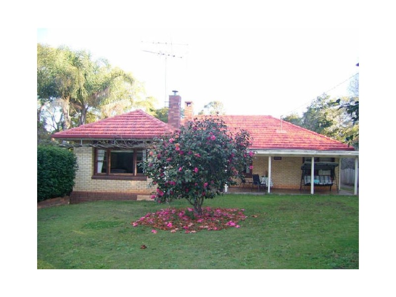 6 Cottesloe St, East Toowoomba QLD 4350