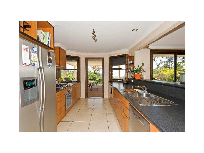 6 Spring Street, Middle Ridge QLD 4350