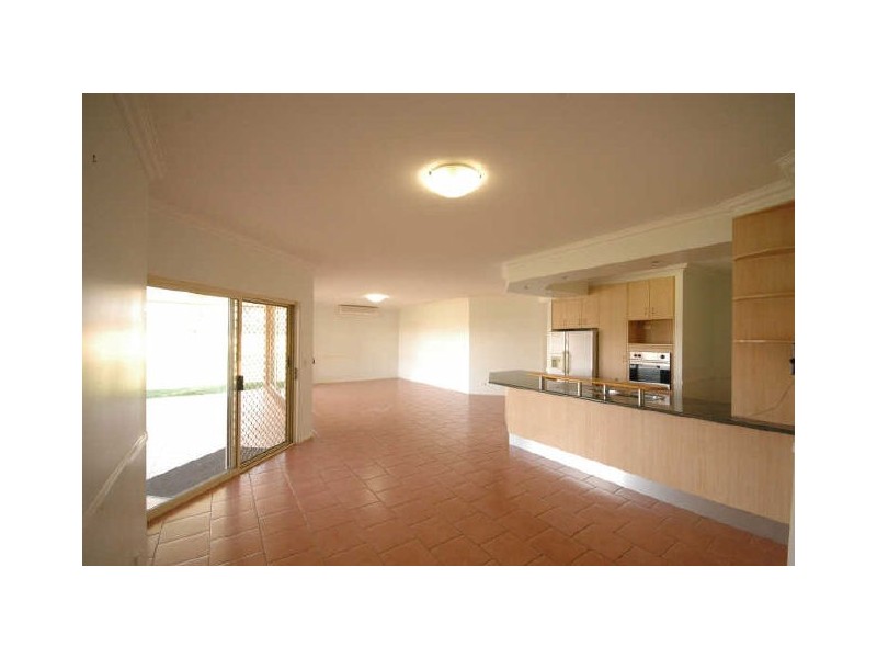 4 Mayfair Court, Glenvale QLD 4350