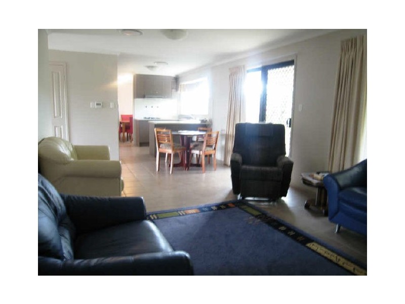 540 Hume Street, Middle Ridge QLD 4350