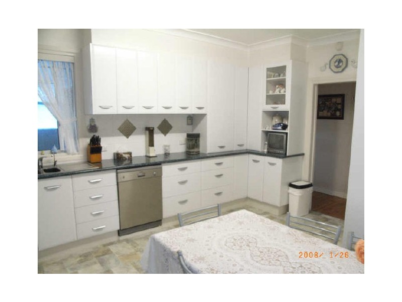 361 Tor Street, Wilsonton QLD 4350