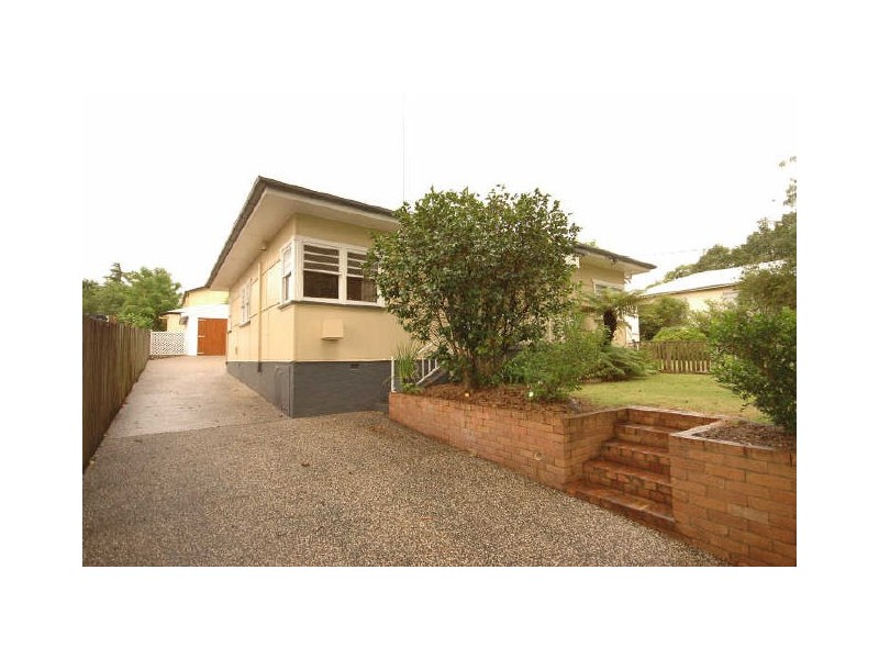 29 Moloney Street, North Toowoomba QLD 4350