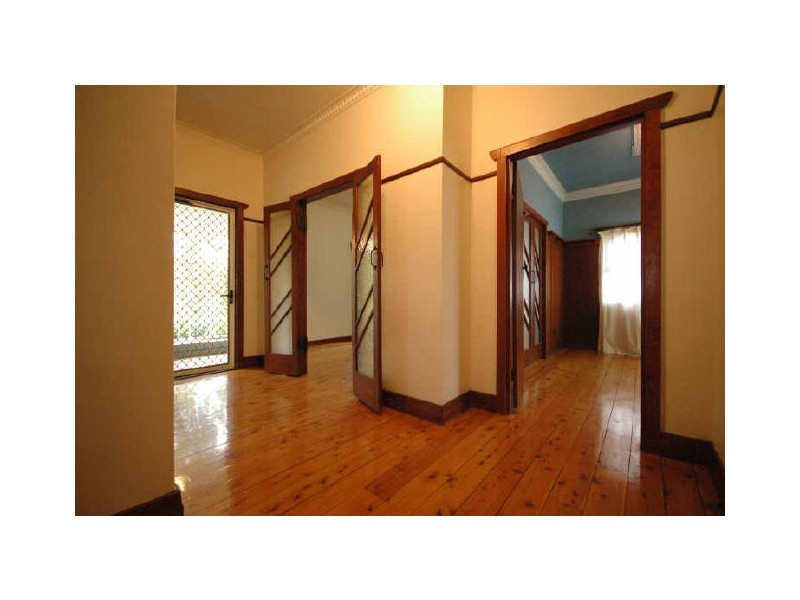 29 Moloney Street, North Toowoomba QLD 4350