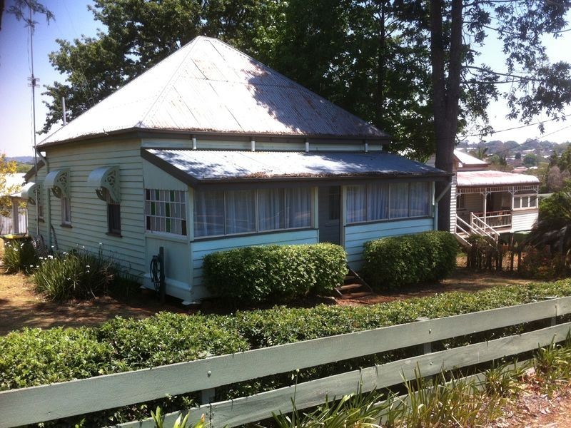 56 Long Street, Rangeville QLD 4350