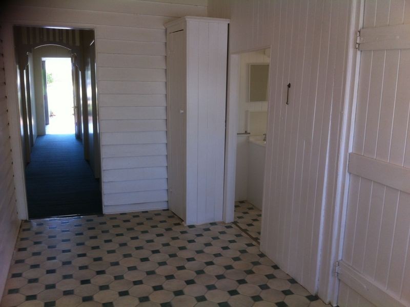 56 Long Street, Rangeville QLD 4350