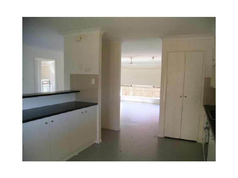 11 Patron Cres, Glenvale QLD 4350