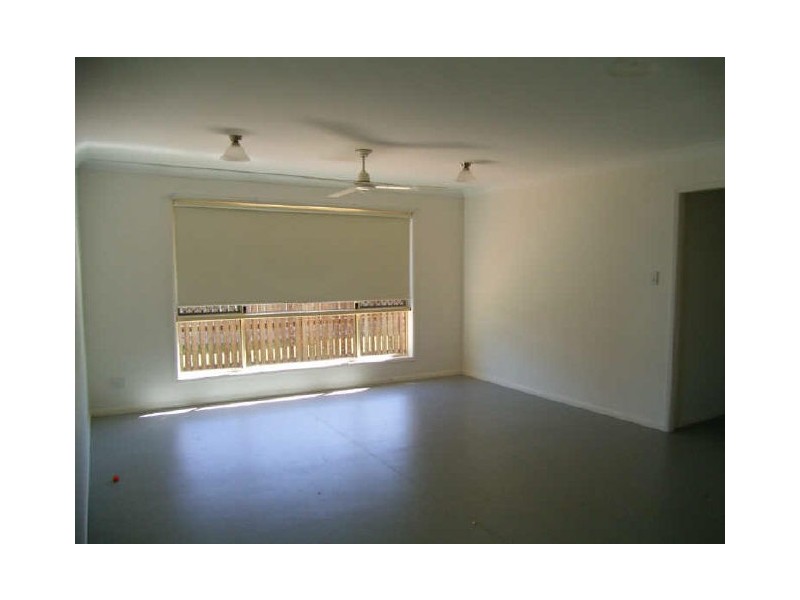 11 Patron Cres, Glenvale QLD 4350