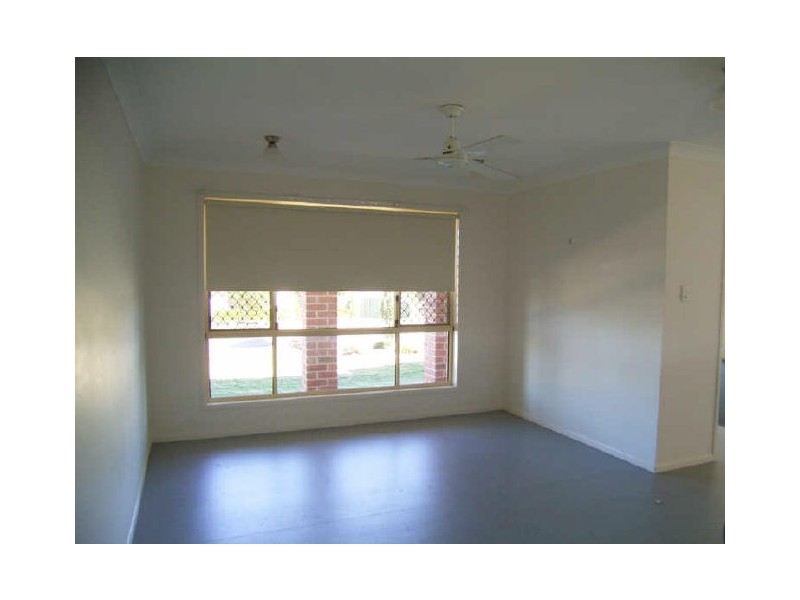 11 Patron Cres, Glenvale QLD 4350