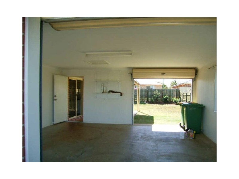 11 Patron Cres, Glenvale QLD 4350