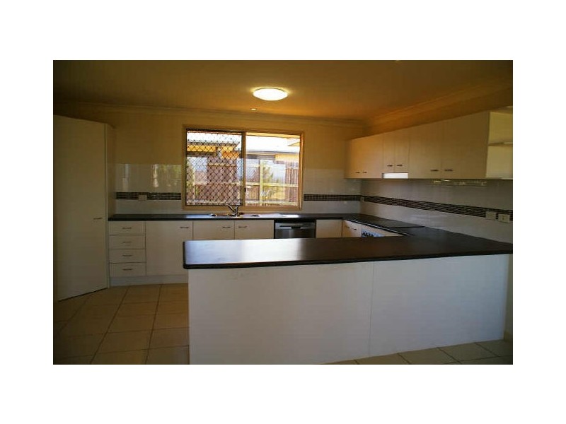 3 Kingfisher Drive, Highfields QLD 4352