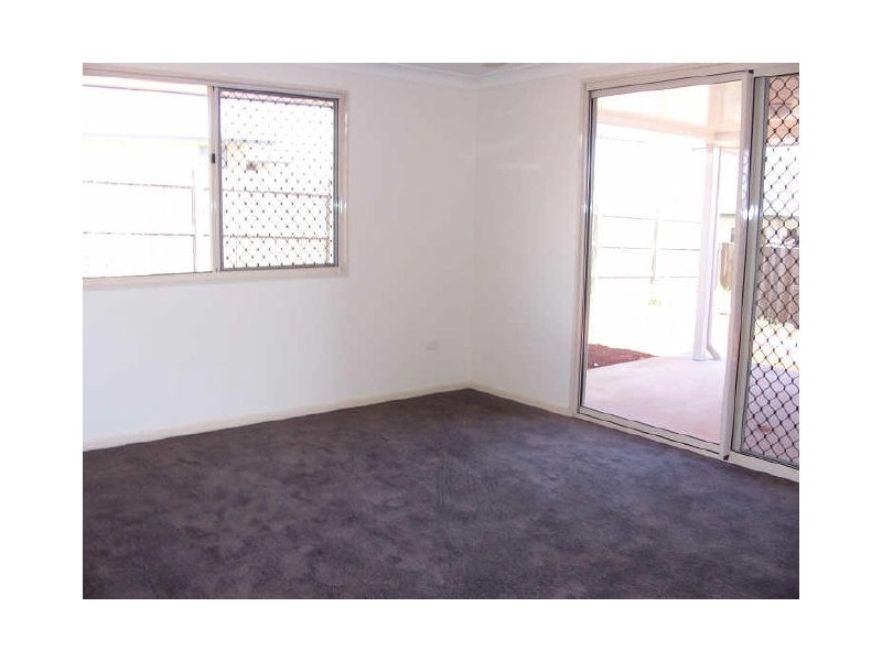3 Kingfisher Drive, Highfields QLD 4352