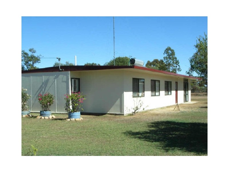 4 Killarney Street, Dulacca QLD 4425