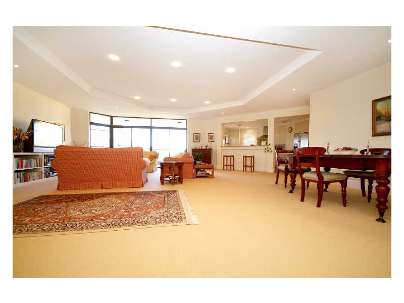 31 Tourist Road, East Toowoomba QLD 4350
