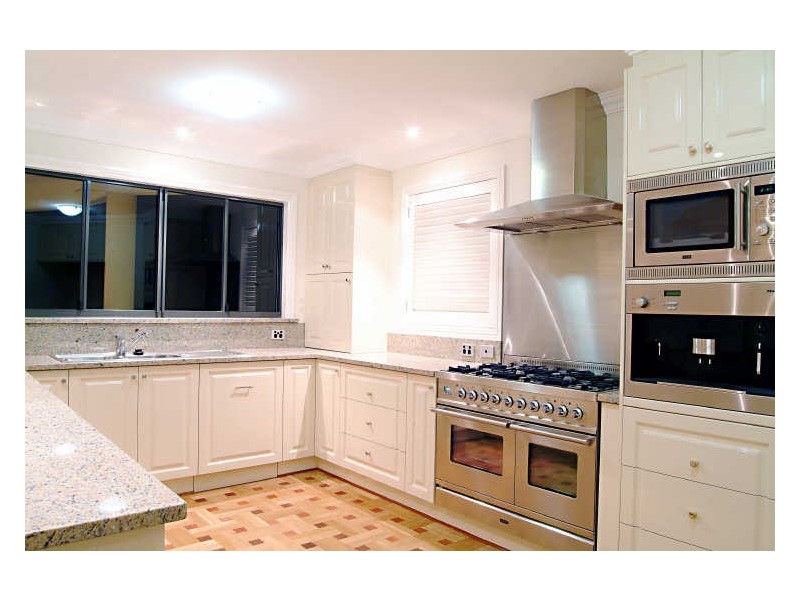 31 Tourist Road, East Toowoomba QLD 4350