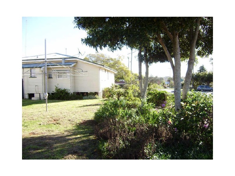 740 Ruthven Street, Toowoomba QLD 4350