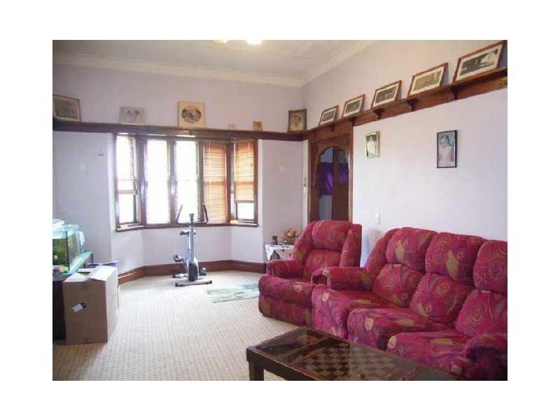 106 Holberton Street, Newtown QLD 4350