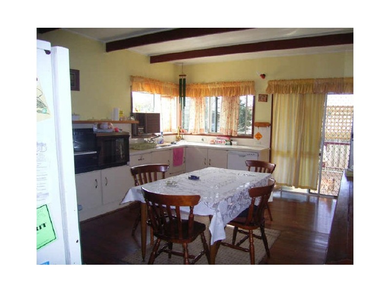 106 Holberton Street, Newtown QLD 4350