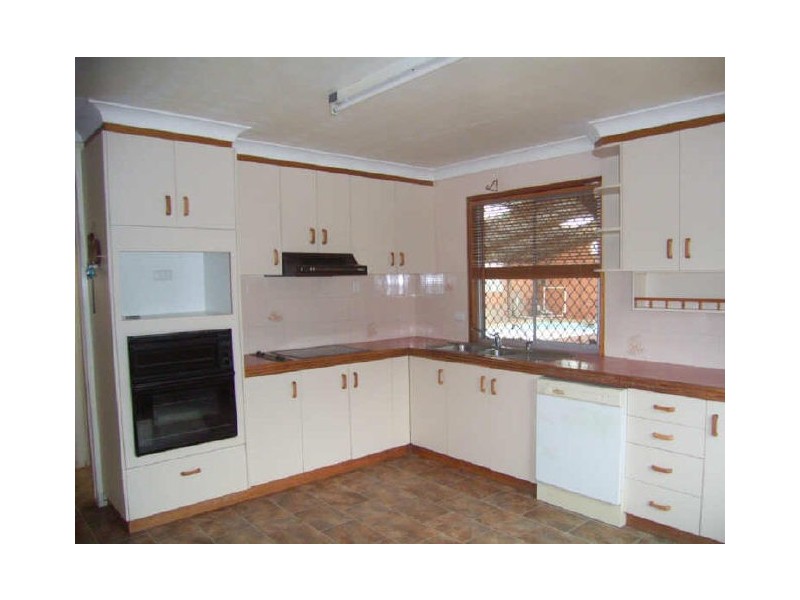 45 Noll Street, Kearneys Spring QLD 4350