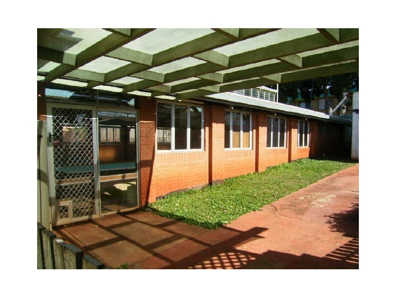 45 Noll Street, Kearneys Spring QLD 4350