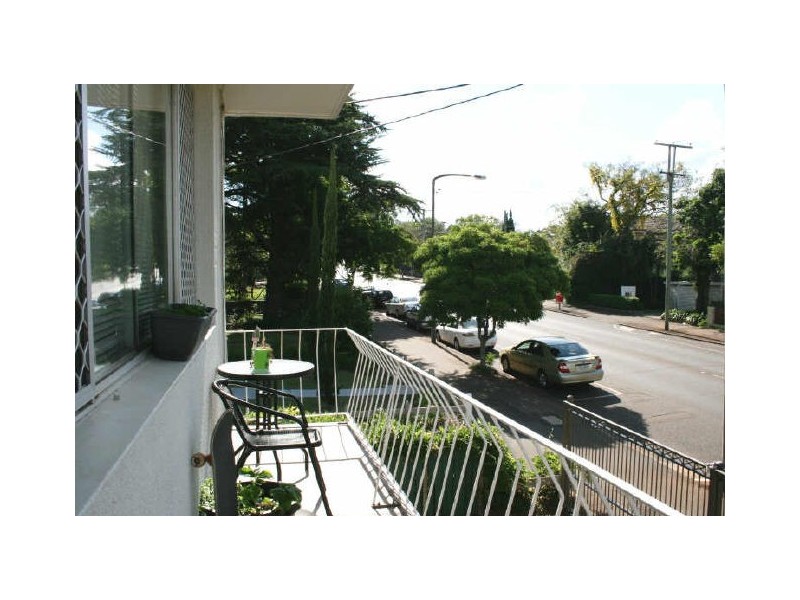 9/122a Russell Street, Toowoomba City QLD 4350