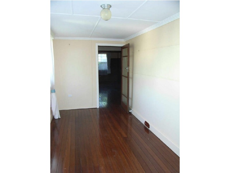 18 Seaton Street, Toowoomba QLD 4350