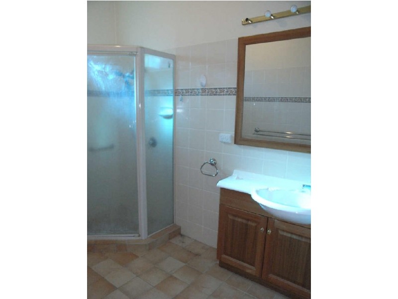 18 Seaton Street, Toowoomba QLD 4350