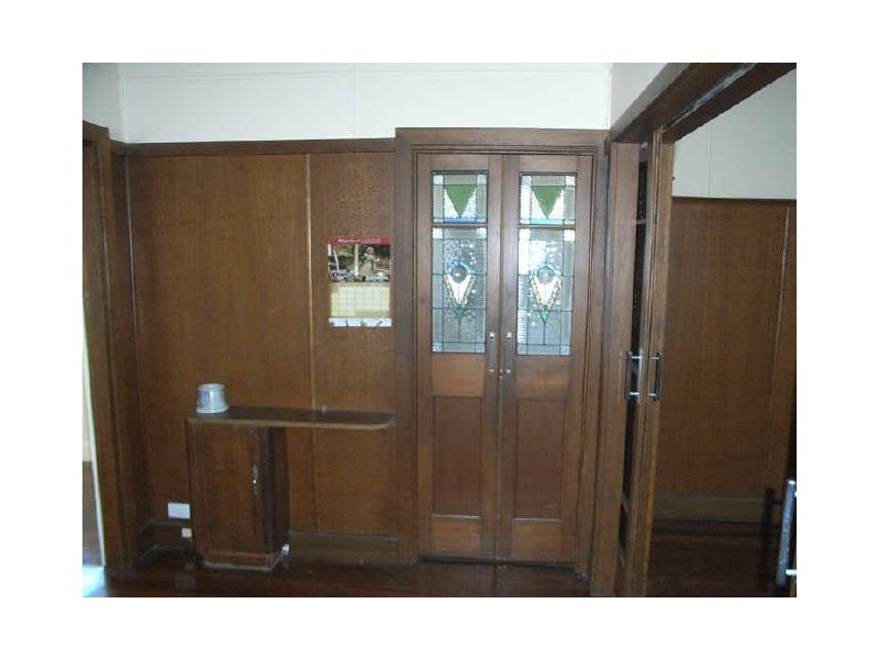 18 Seaton Street, Toowoomba QLD 4350