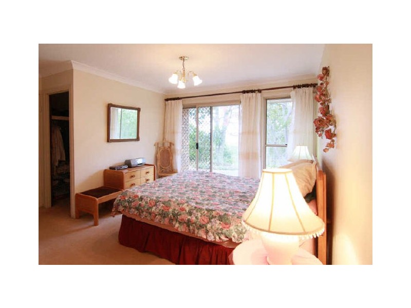 19 Harvey Street, Mount Lofty QLD 4350