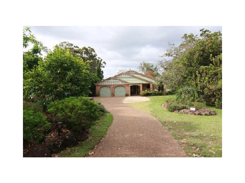 19 Harvey Street, Mount Lofty QLD 4350