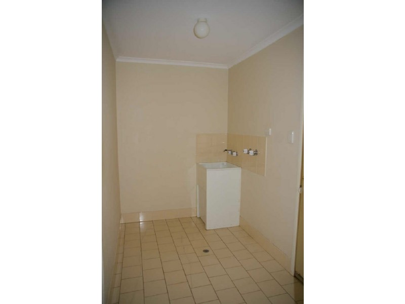 142 Hursley Rd, Glenvale QLD 4350