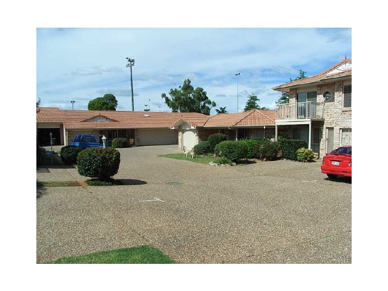 7/23 Lendrum Street, Newtown QLD 4350