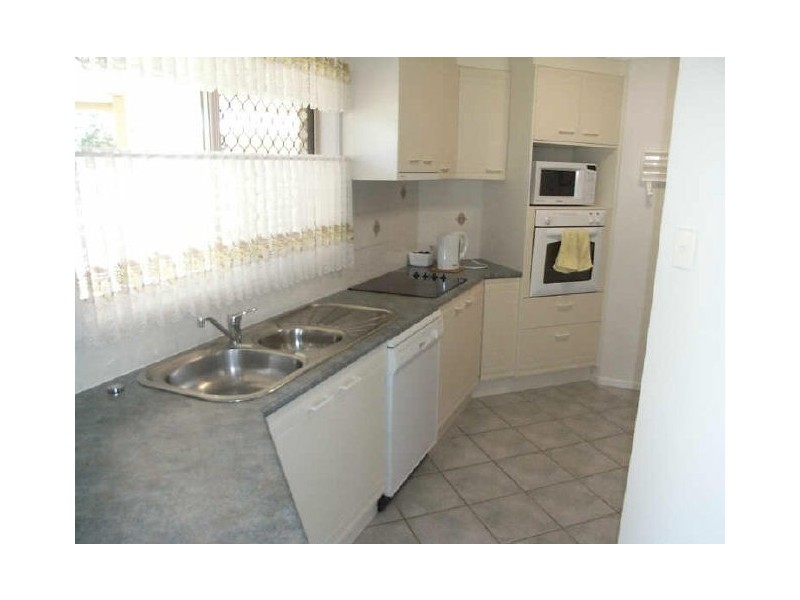7/23 Lendrum Street, Newtown QLD 4350
