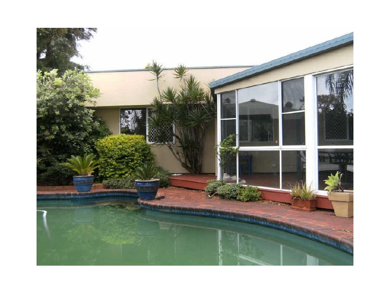 Centenary Heights QLD 4350