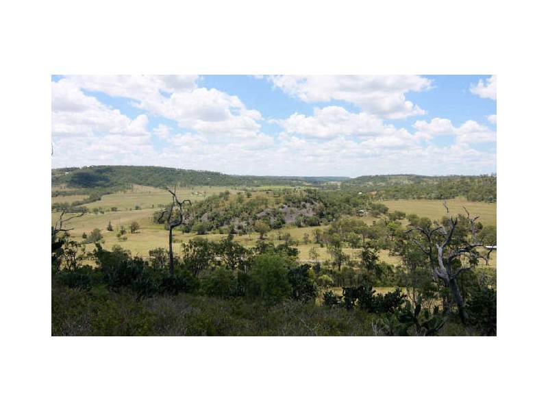 192 Meyninks Road, Hodgson Vale QLD 4352