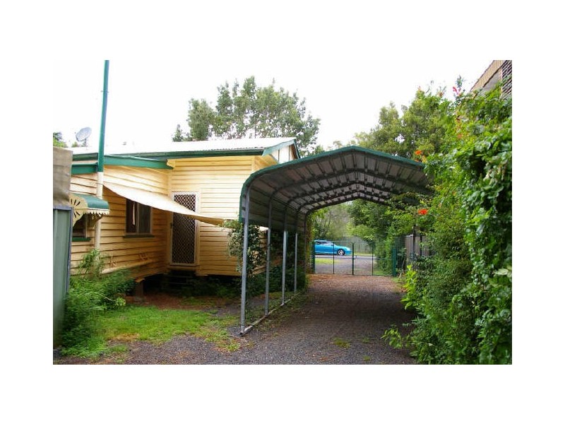 1 Creek Street, East Toowoomba QLD 4350