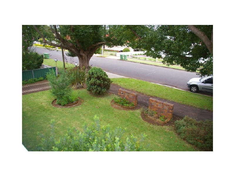 4/210 Russell St, Toowoomba QLD 4350