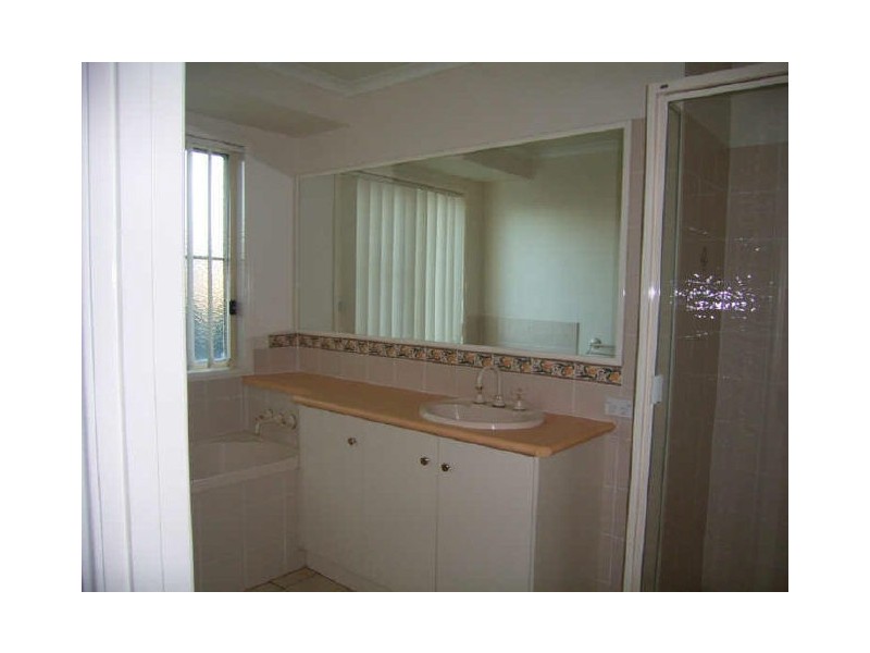 2a Jonathon Street, Rockville QLD 4350