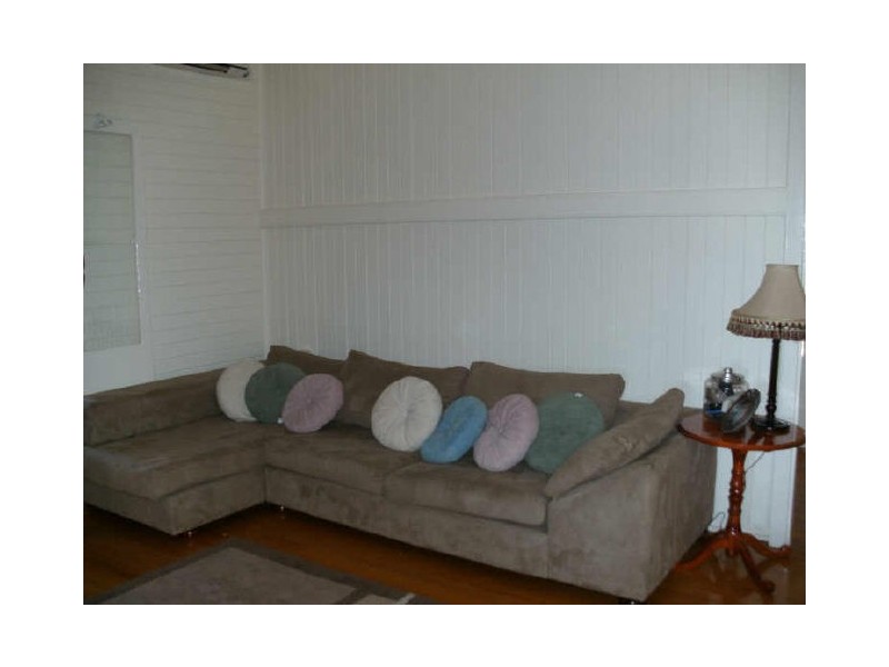 23 Station Street, Helidon QLD 4344