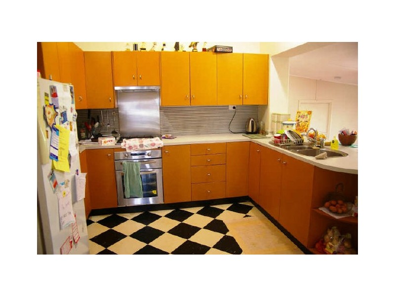 23 Holberton Street, Rockville QLD 4350