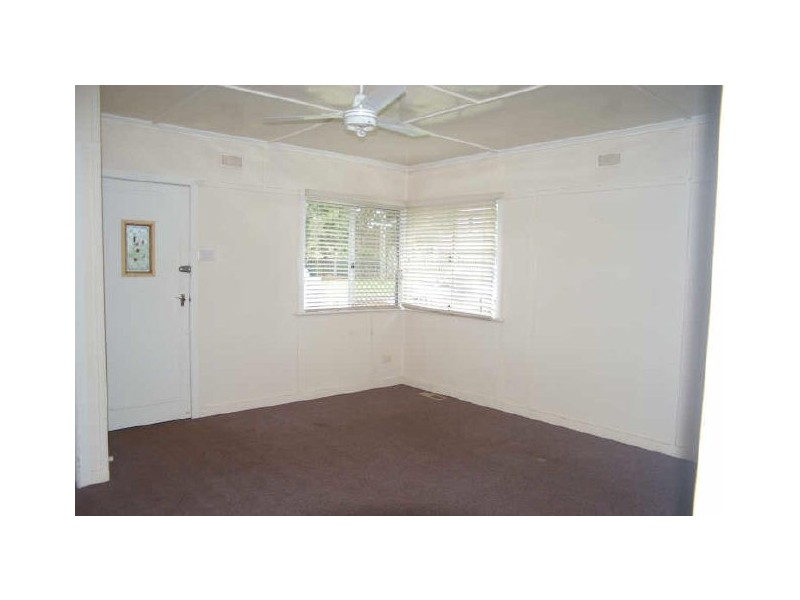 2 Mooney Street, Harlaxton QLD 4350