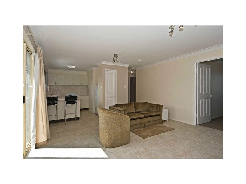 1/8 Phillip Street, Toowoomba QLD 4350