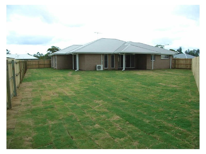 6 St Andrews Chase, Dalby QLD 4405