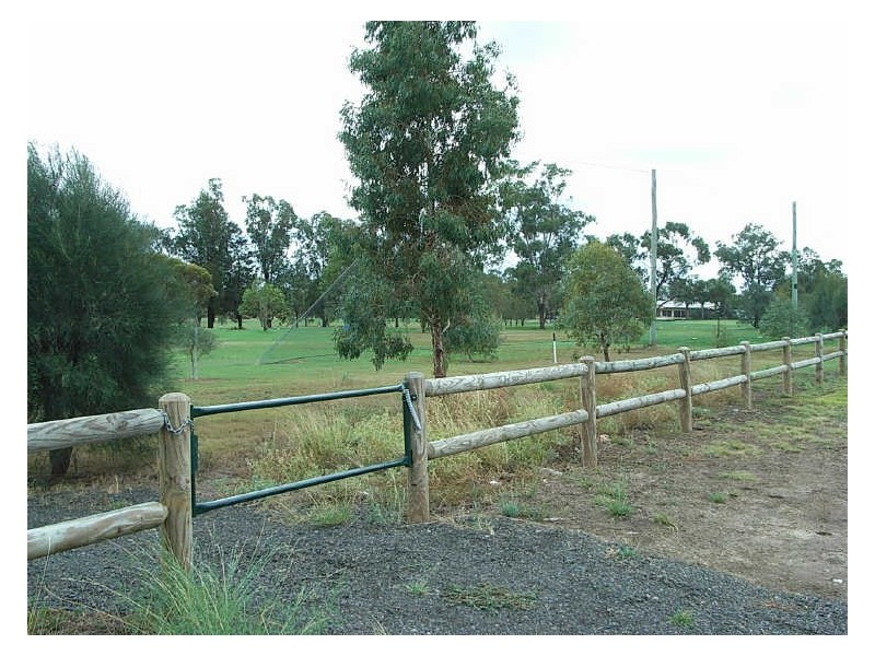 6 St Andrews Chase, Dalby QLD 4405