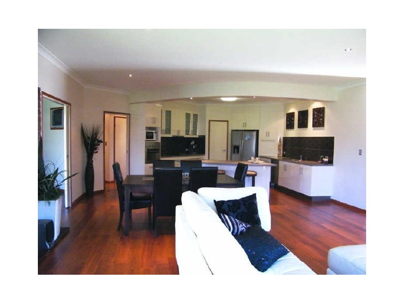 4 Cockatoo Court, Highfields QLD 4352