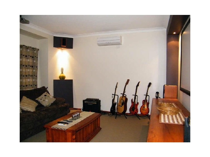 4 Cockatoo Court, Highfields QLD 4352
