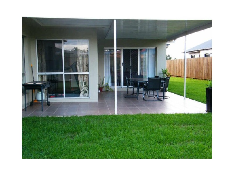 4 Cockatoo Court, Highfields QLD 4352