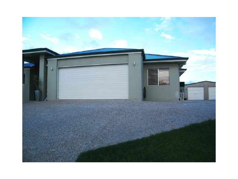 4 Cockatoo Court, Highfields QLD 4352