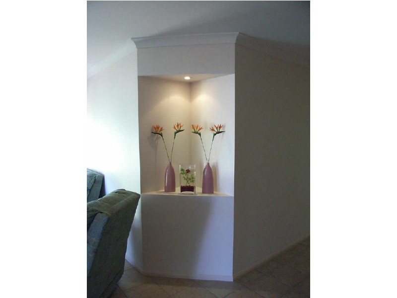 2/11 Horrocks Crescent, Kearneys Spring QLD 4350