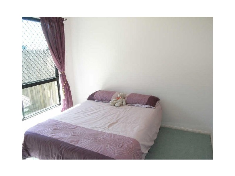 2/11 Horrocks Crescent, Kearneys Spring QLD 4350